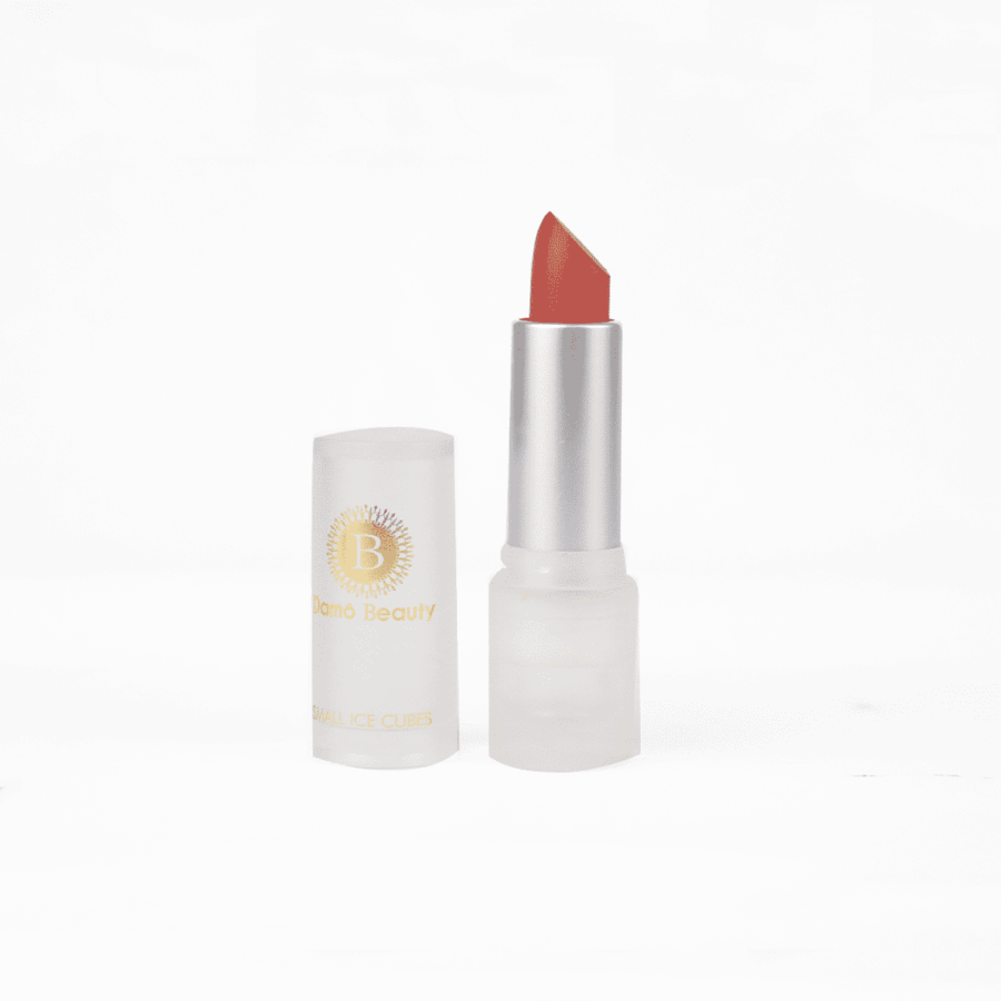 Labial en barra en tonos naranja