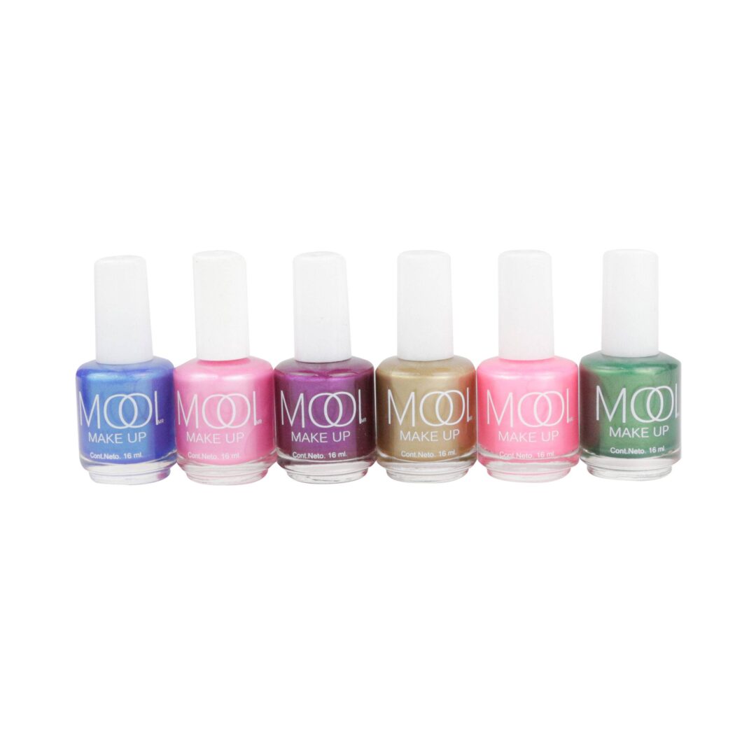 Esmaltes MOOI con 112 piezas