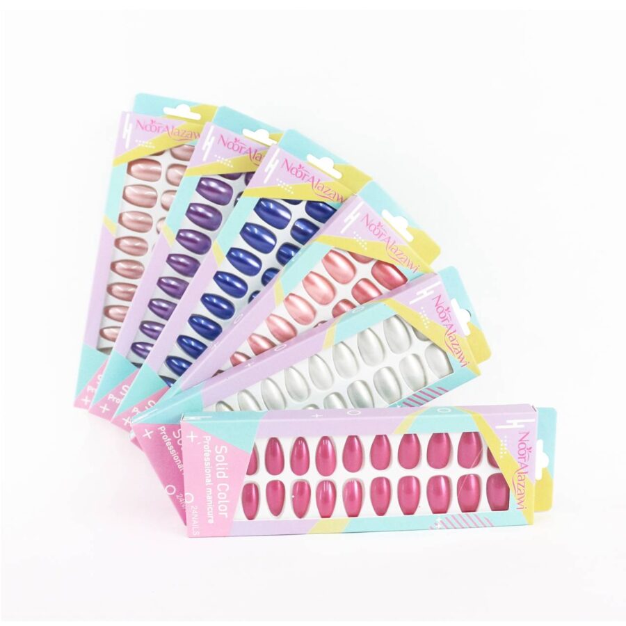 Paquete de uñas con 12 piezas