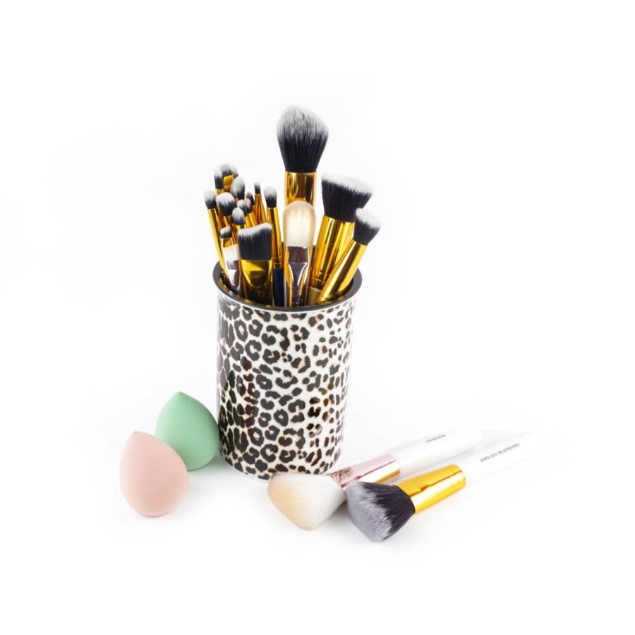 Set profesional con 23 brochas - Imagen 4