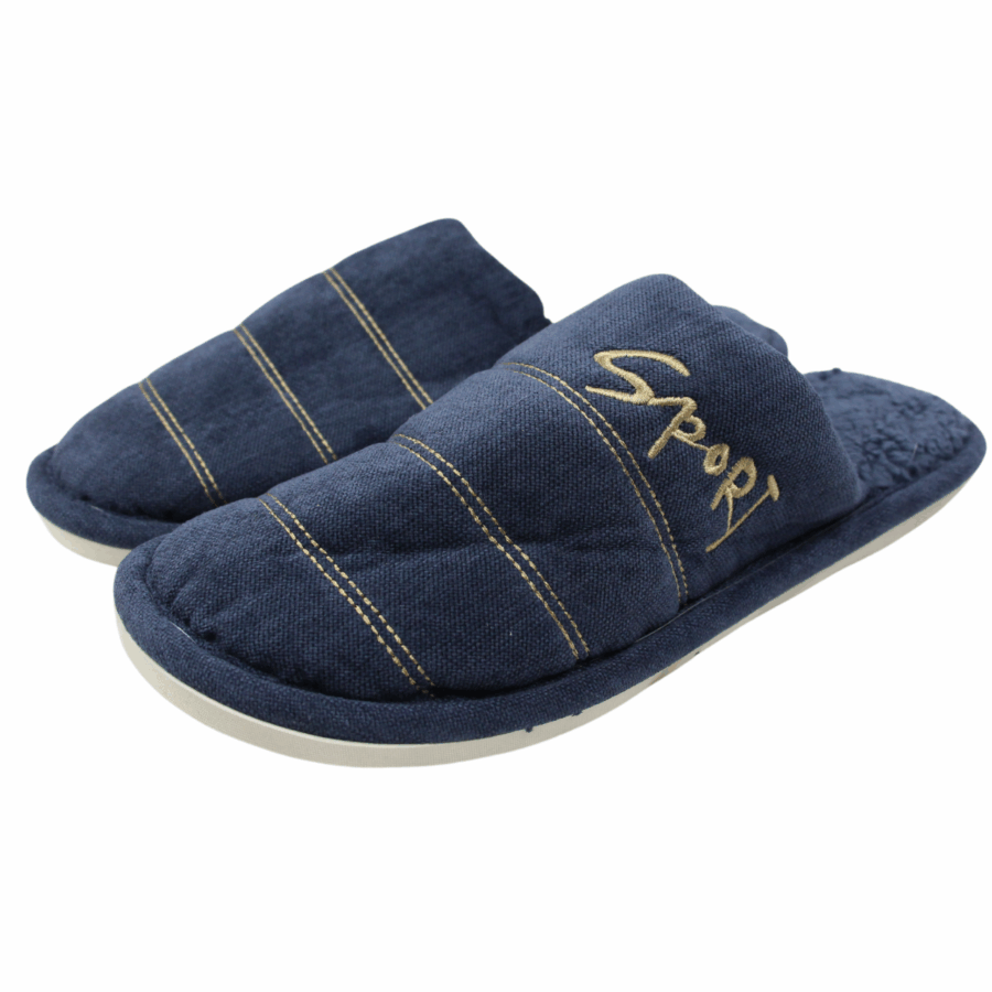 Pantuflas cerradas de tipo tela con peluche