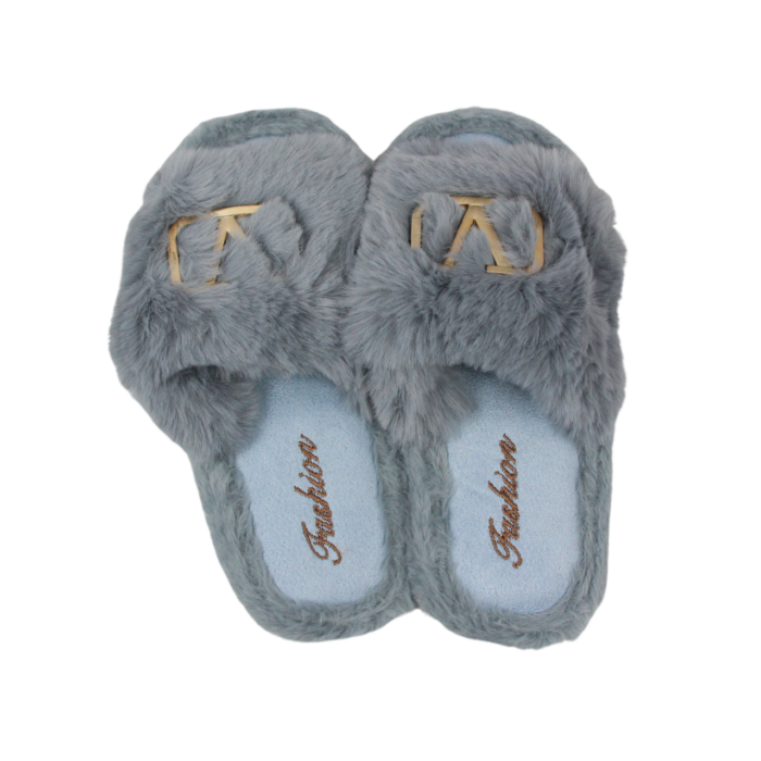 Pantuflas fashion de peluche