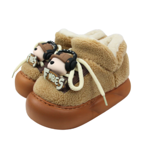 Pantuflas tipo bota para niño